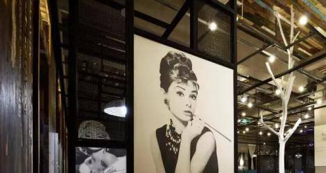 「融創(chuàng)春風(fēng)十里」售樓中心，光影演繹的自然之道！